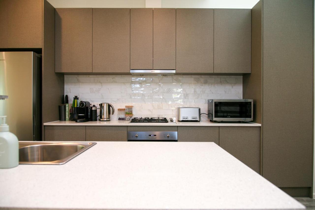Hilton Executive Apartments Аделаида Экстерьер фото