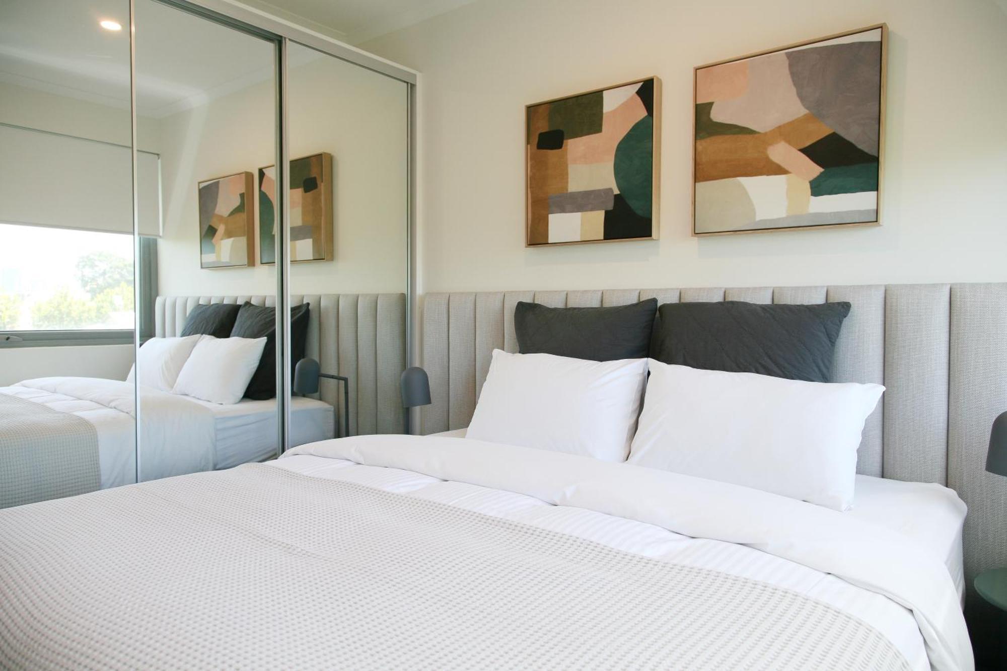 Hilton Executive Apartments Аделаида Экстерьер фото